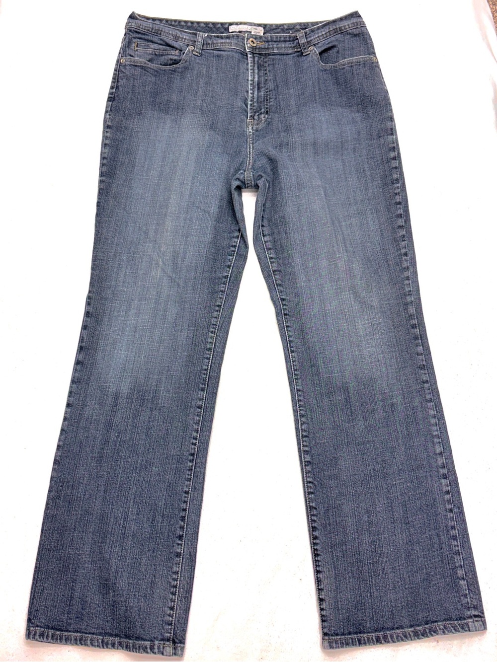 Chicos Platinum Straight Leg Jeans Womens 2.5 Light Wash Stretch Denim